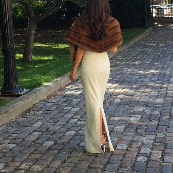 Designer wedding gown - Picture 6 of 10